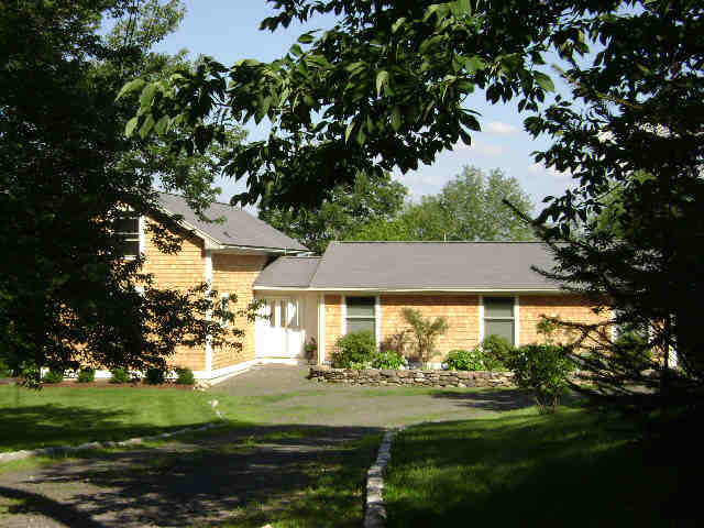 Building photograph for 112 TODD HILL RD